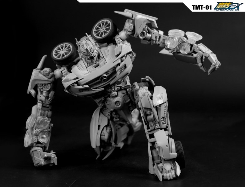 Unofficial Movie Soundwave Masterpiece Style Figure Prototype Images  (6 of 9)